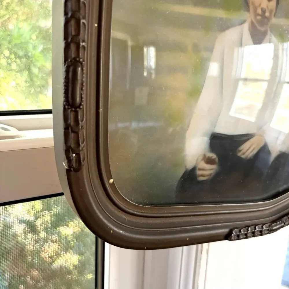 Vintage Convex Glass Portrait Frame Couple Photo Bubble Glass 16.75”